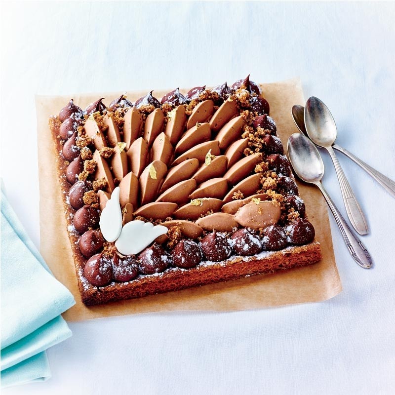 Généreux gâteau Fleurs de Chocolat - Pâtisserie La Romainville