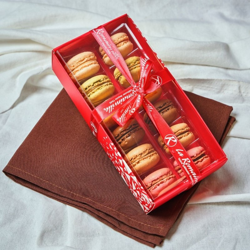 boîte de 12 macarons gourmands - La Romainville boîte de 12 macarons gourmands - La Romainville