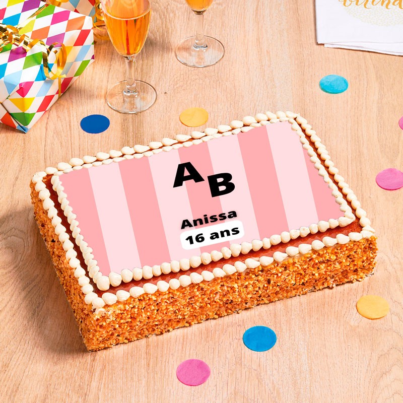 Gâteau d'anniversaire au chocolat, noisette, vanille ou noix de coco