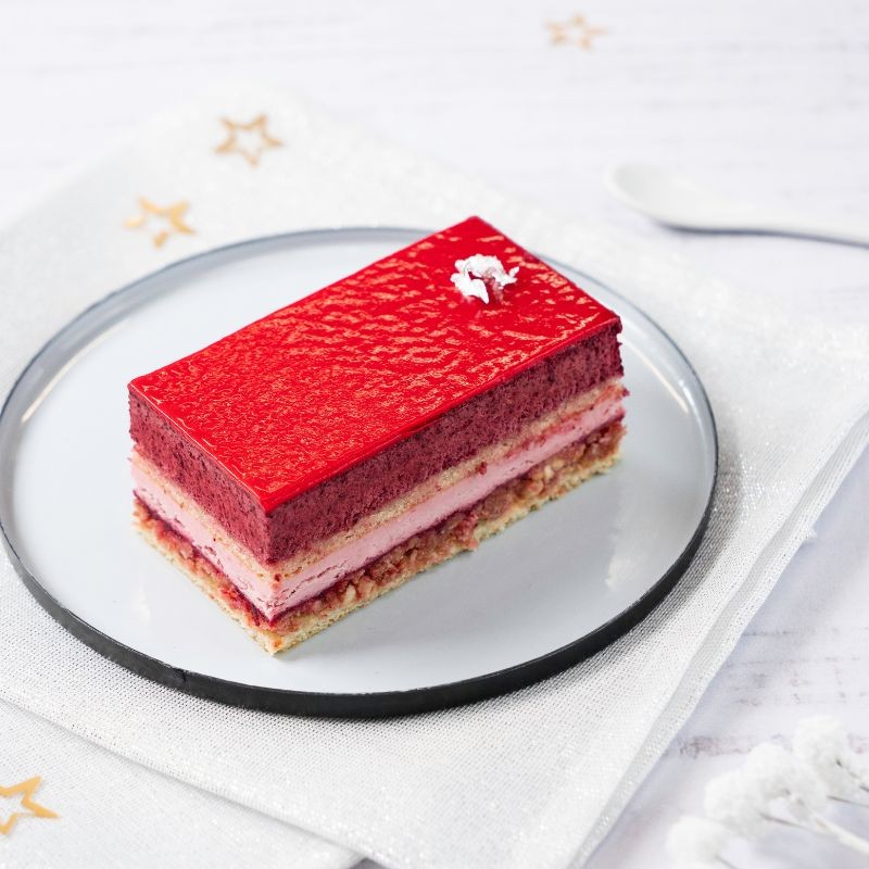 Bûchette Intense Cassis-Framboise - dessert Noël et nouvel an - La Romainville Bûchette Intense Cassis-Framboise - dessert Noël et nouvel an - La Romainville